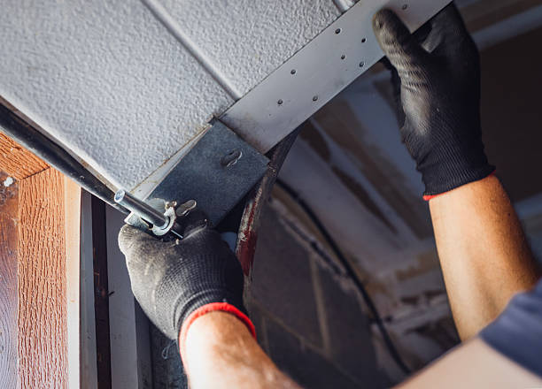 Reliable Garage Door contractor in Iona, FL by Garage Doors Repair Pro